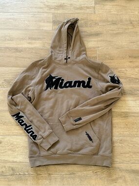Miami Marlins Pro Standard Taupe Hoodie